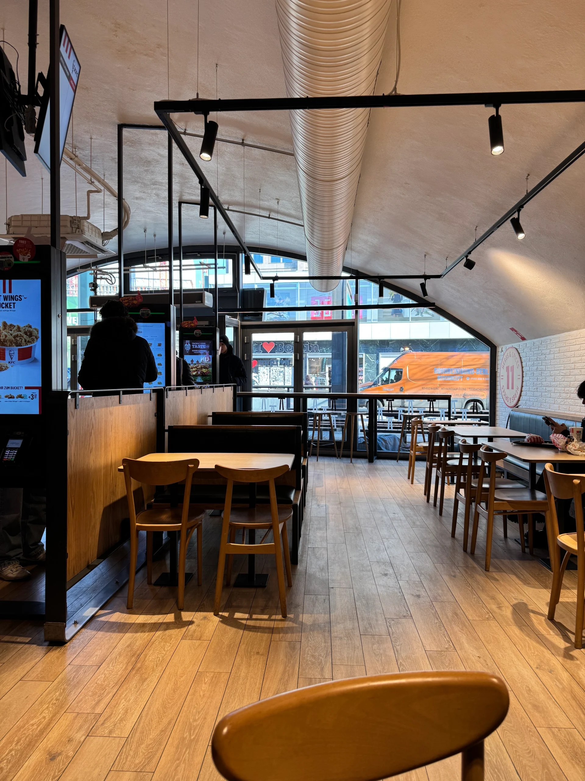Kfc Berlin Menü, Öffnungszeiten & Adresse 5 Kfc Berlin Germany (4)