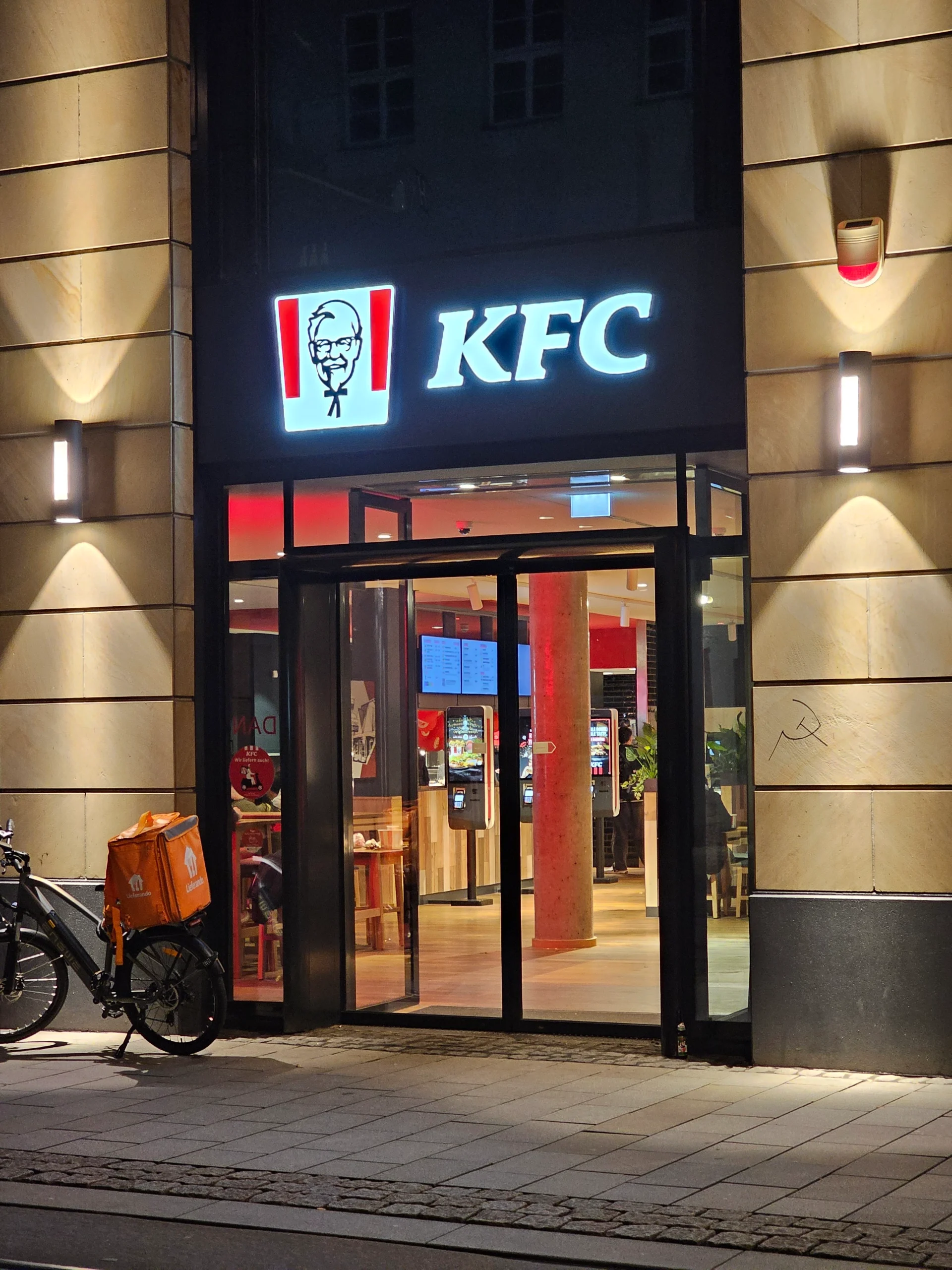 Kfc Erfurt Menü, Öffnungszeiten & Adresse 3 Kfc Erfurt Germany (1)